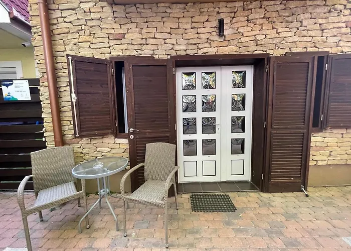 Πανσιόν Smeraldo 3*